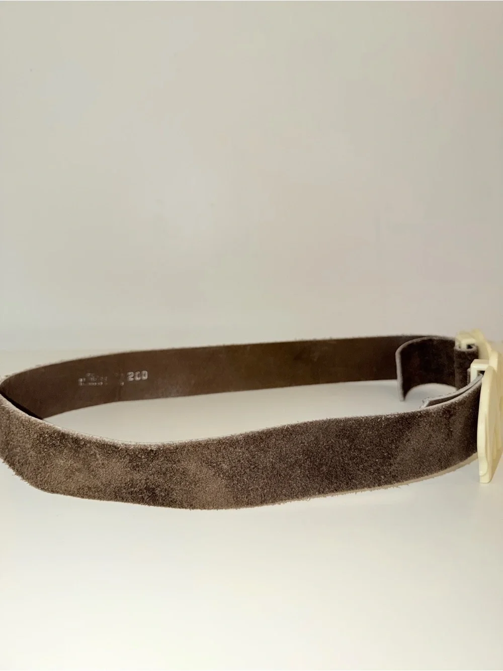 N/A vintage cream